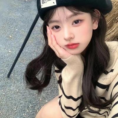 金山上的树叶